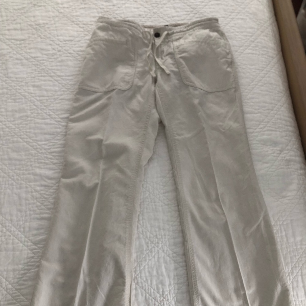 EUC Women’s North Face Cotton Drawstring with Button and Fly Closure Pants